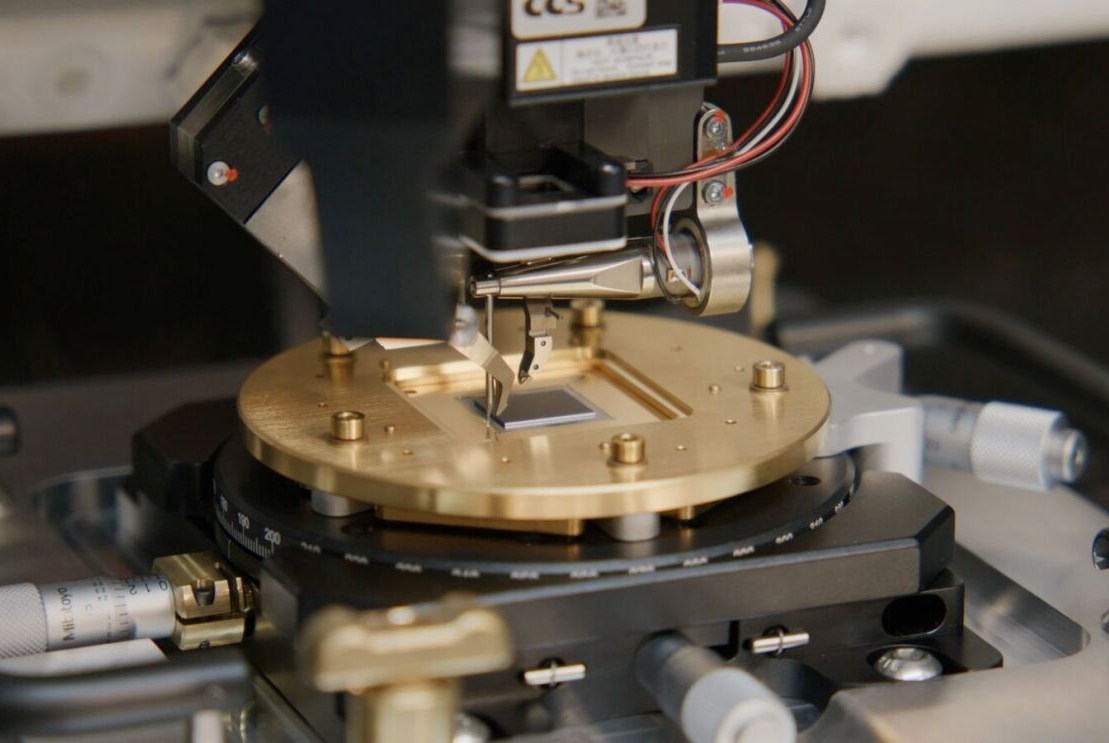 Amazon Hadirkan Chip Ocelot untuk Perbaiki Error Komputasi Kuantum