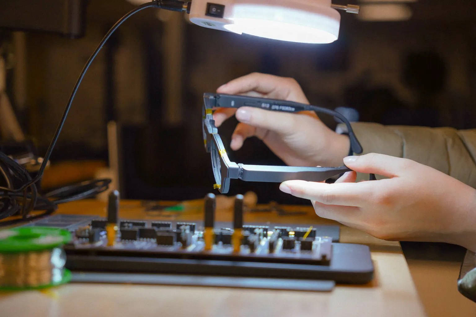 Maya dari Sesame: Asisten Suara AI Baru yang Bikin Percakapan Lebih Hidup