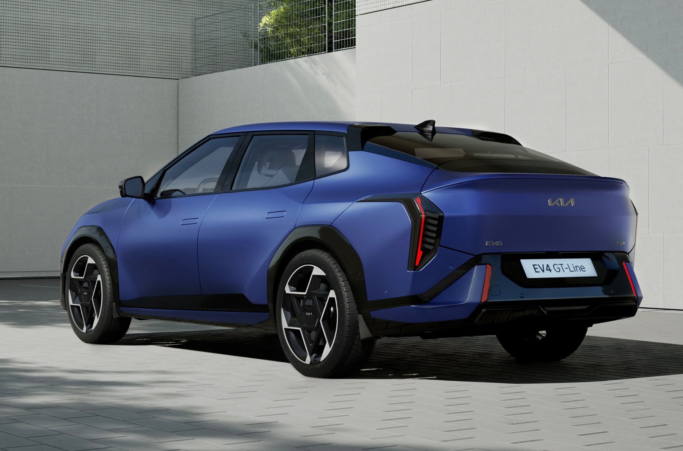 Kia Luncurkan EV4, Mobil Listrik Terjangkau dengan Jarak Tempuh Hingga 630 Km