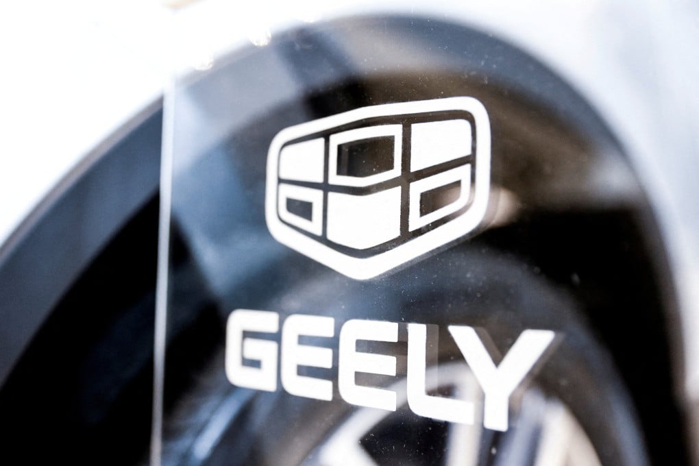 Geely Hadirkan Sistem AI Pengemudi Otomatis ke Semua Mobilnya di Tengah Persaingan Ketat
