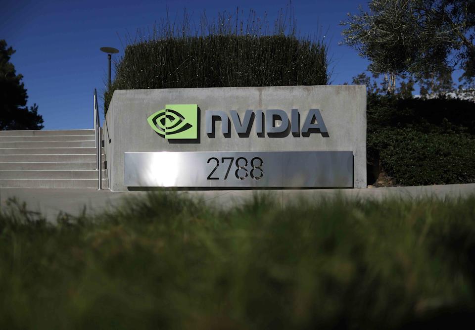 Saham Nvidia Turun Karena Kekhawatiran Tarif dan Pembatasan Ekspor Chip AI