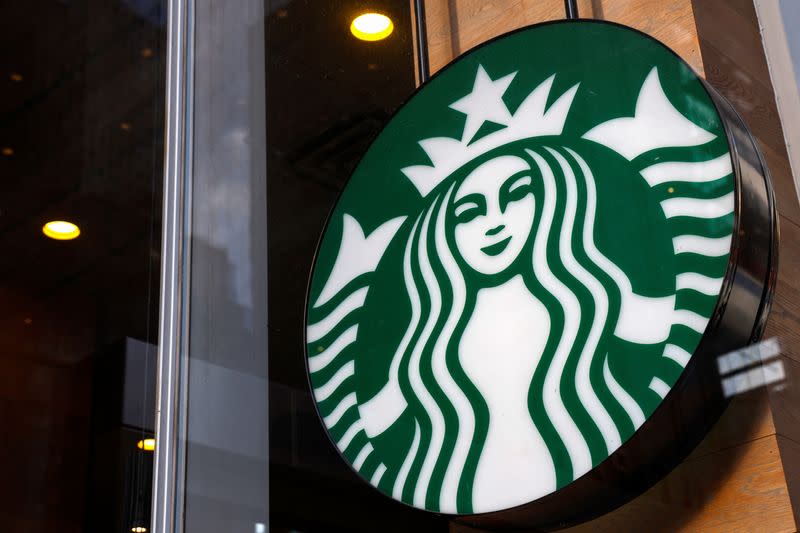Starbucks Tunjuk Cathy Smith Jadi CFO Baru untuk Dongkrak Permintaan Pasar