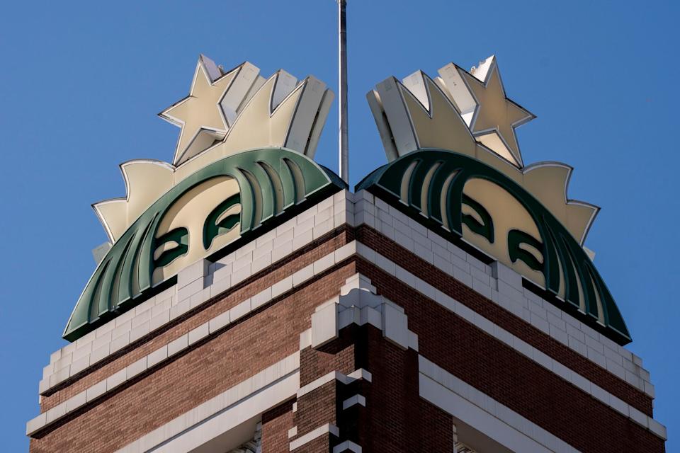 Starbucks Tunjuk Cathy R. Smith Sebagai CFO Baru Gantikan Rachel Ruggeri