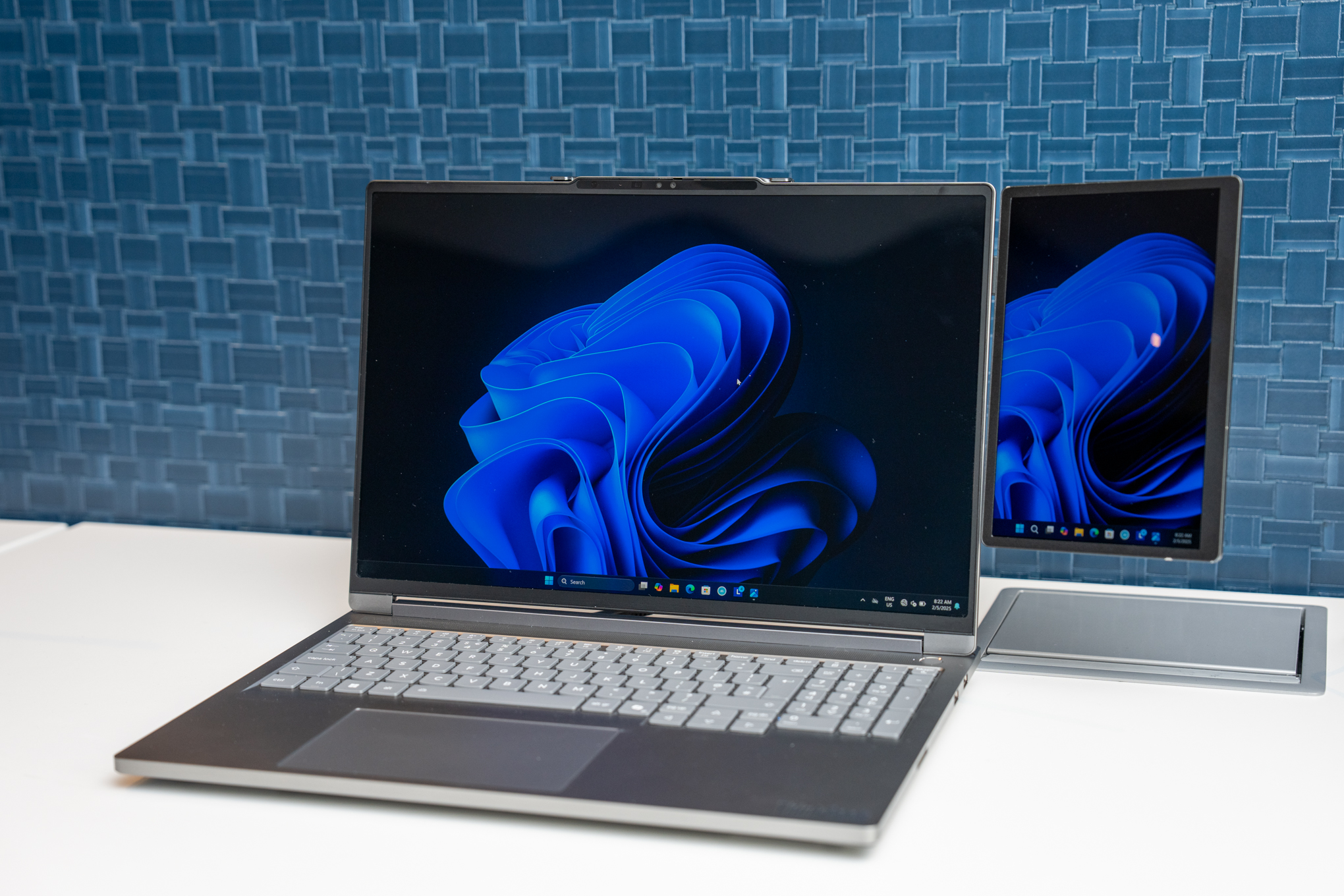 Inovasi Gadget Terbaru dan Konsep Masa Depan di MWC 2025 Barcelona