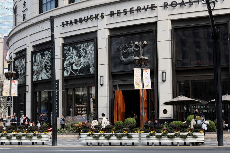 Starbucks Berupaya Bangkit di China dengan Kemitraan dan Fokus Pengalaman Kopi