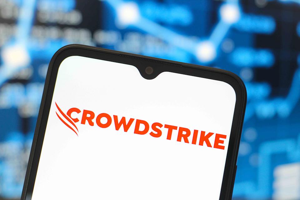 Pasar Saham AS Turun Tengah Hari Karena Tarif dan Laporan Pekerjaan Lemah