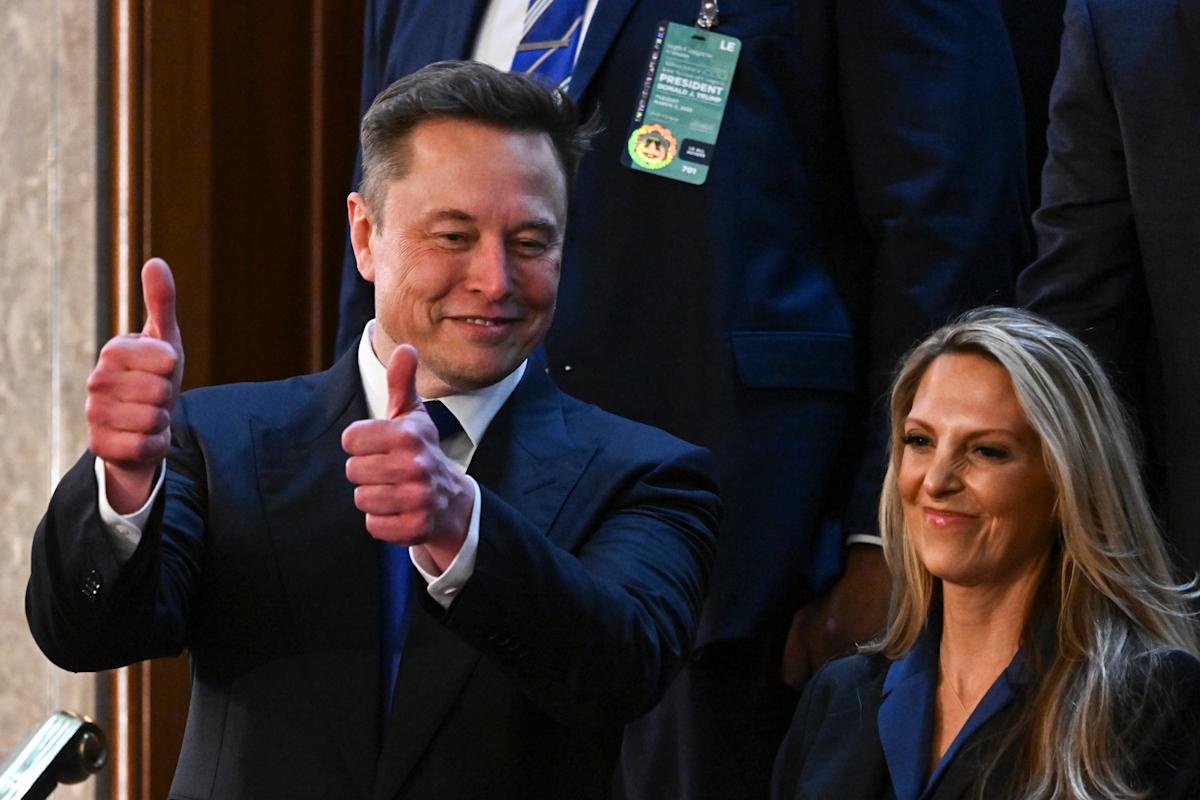 Pemangkasan Tenaga Kerja Pemerintah Picu Penurunan Penjualan Restoran Kasual di Washington D.C.