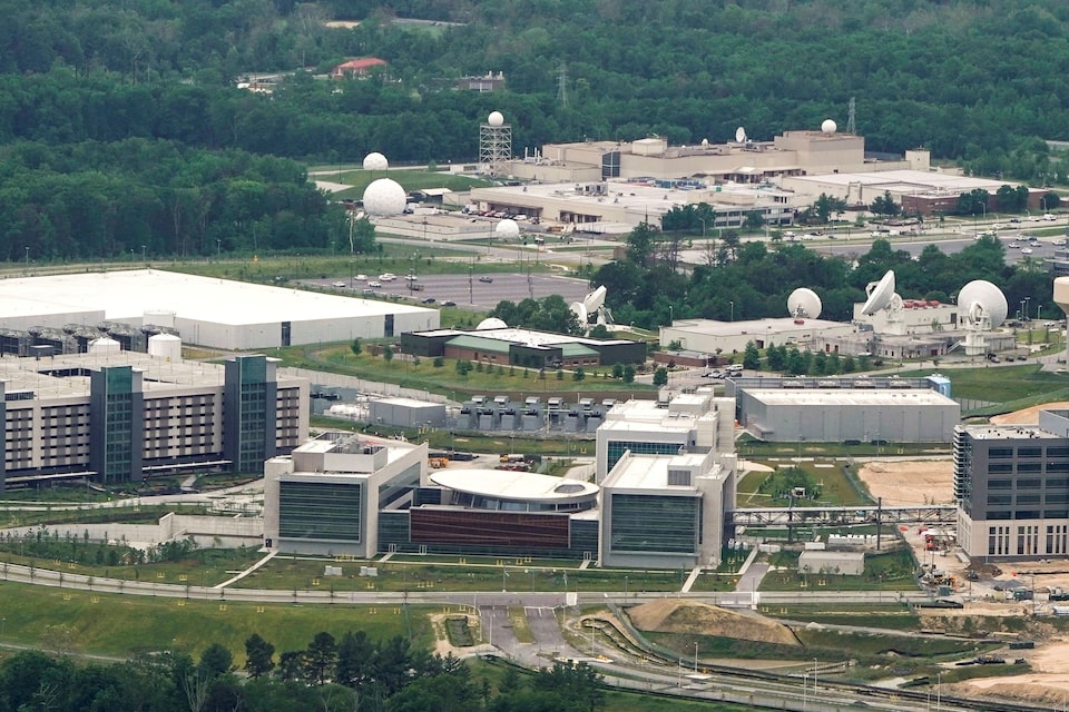Pemangkasan Pegawai Federal Terancam Lemahkan Keamanan Siber AS Hadapi China