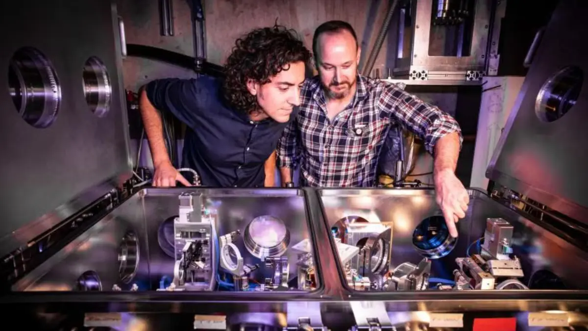 Terobosan Sinarnya: Sinar Elektron 5 Kali Lebih Kuat dengan Laser Presisi