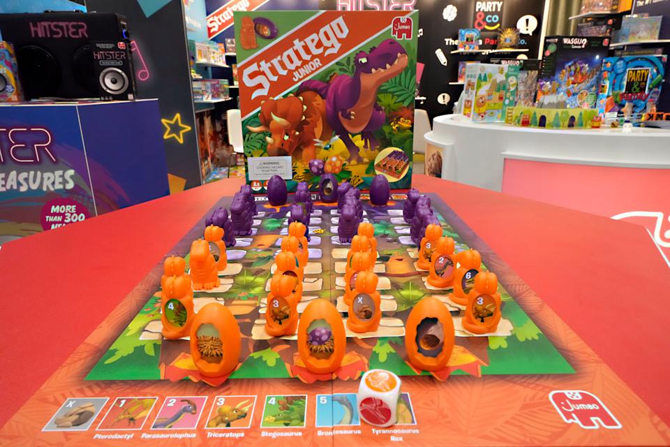 Dampak Kenaikan Tarif Impor Cina Terhadap Harga Mainan di Amerika Serikat