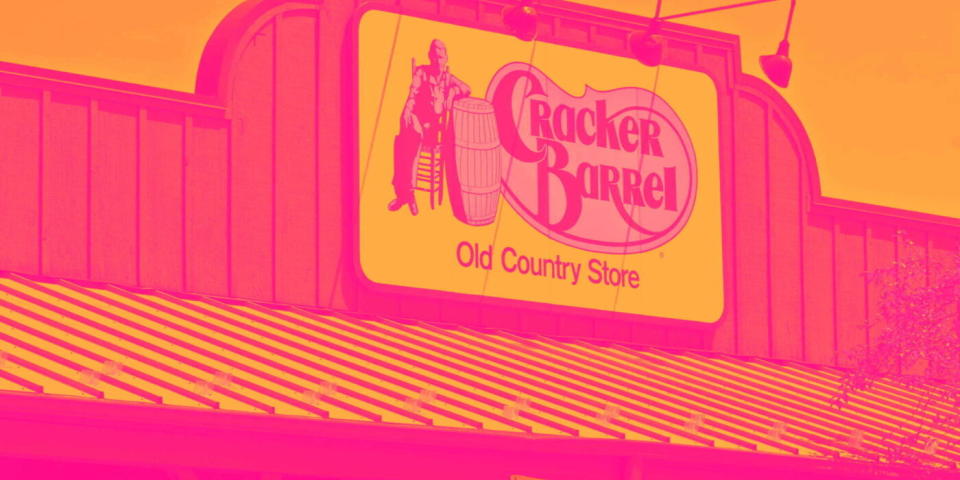 Cracker Barrel Catat Performa Kuartal Unggul, Saham Melonjak Signifikan
