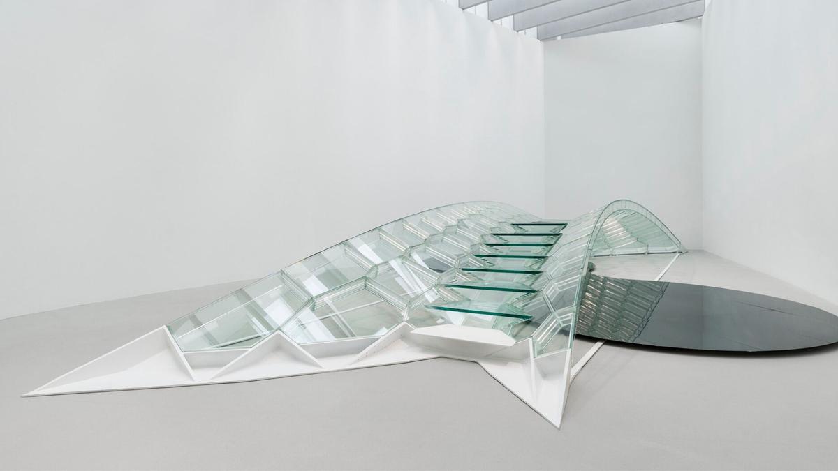 Jembatan Kaca 30 Kaki: Inovasi Arsitektur dari Material Rapuh Jadi Kuat