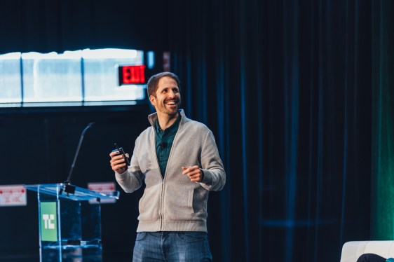 Segera Daftar Jadi Pembicara di TechCrunch Sessions: AI, Deadline 7 Maret!