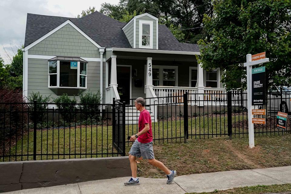 Optimisme Hati-hati: Pasar Properti 2025 Menanti Momentum Musim Semi