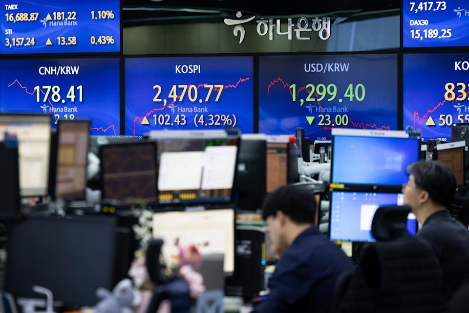 Investor Korea Selatan Terjebak Kerugian karena ETF Leverage Saham Teknologi AS