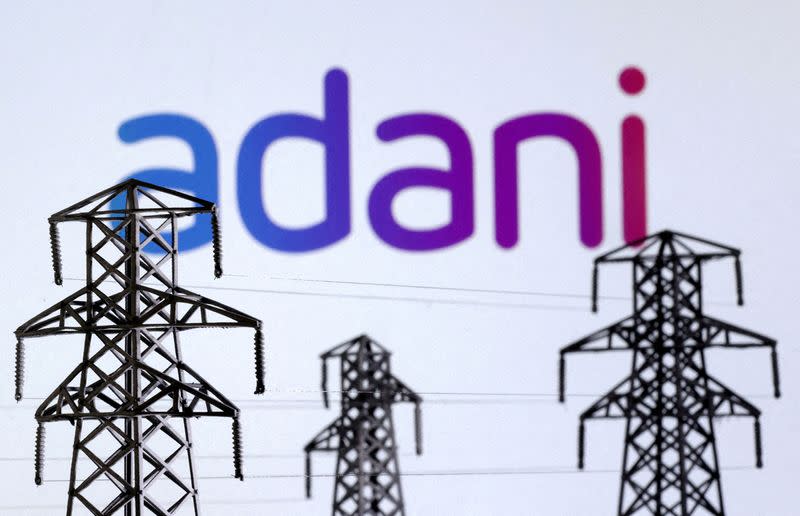 Fitch Beri Peringatan Negatif ke Adani Energy Karena Isu Tata Kelola dan Investigasi AS