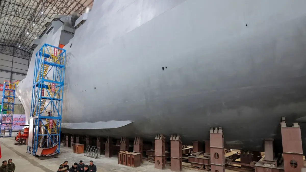 Korea Utara Kembangkan Kapal Selam Nuklir Baru Tingkatkan Ancaman Regional