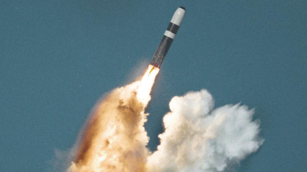 Merz Usul Jerman Ikut Payung Nuklir Perancis dan Inggris untuk Perkuat Pertahanan Eropa