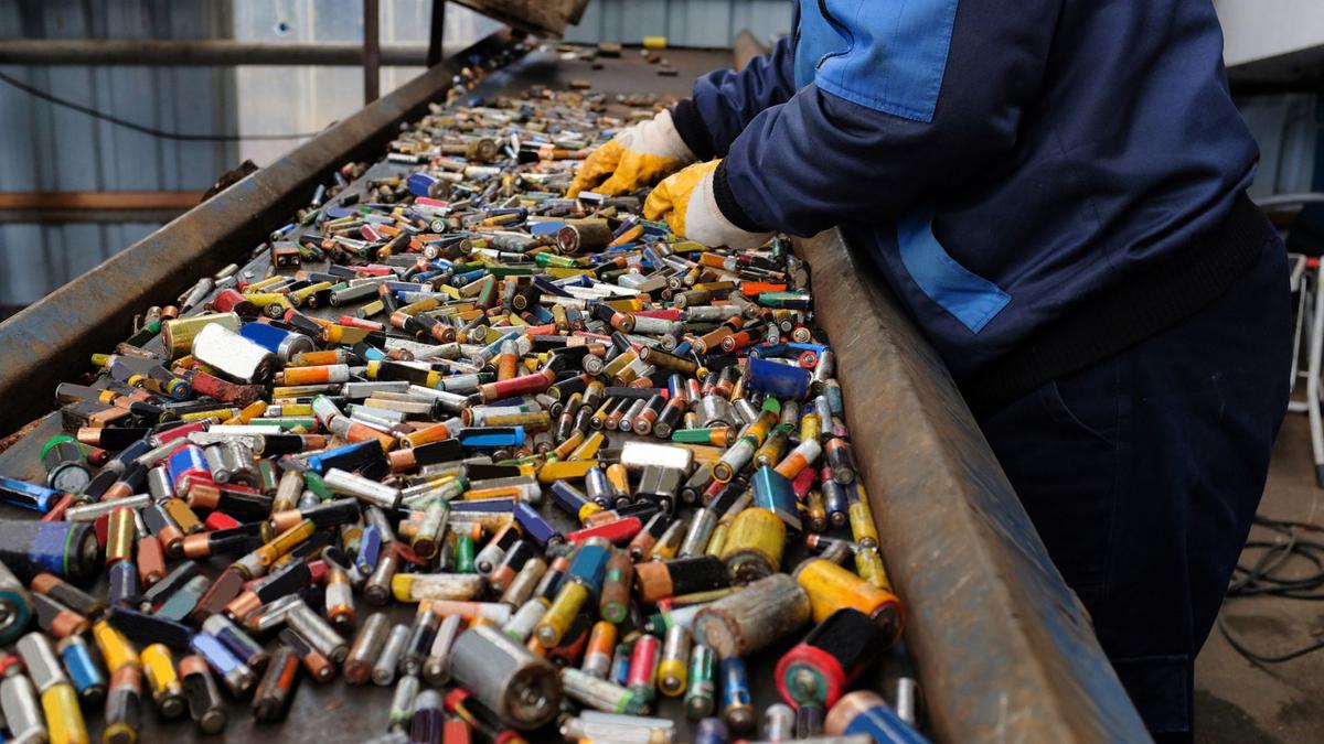 Metode Baru Daur Ulang Baterai Lithium-Ion yang Ramah Lingkungan dan Efisien