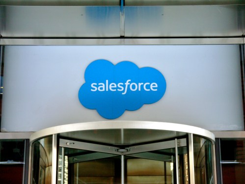 Salesforce Investasi Besar di Singapura untuk Percepat Penggunaan AI Agentforce