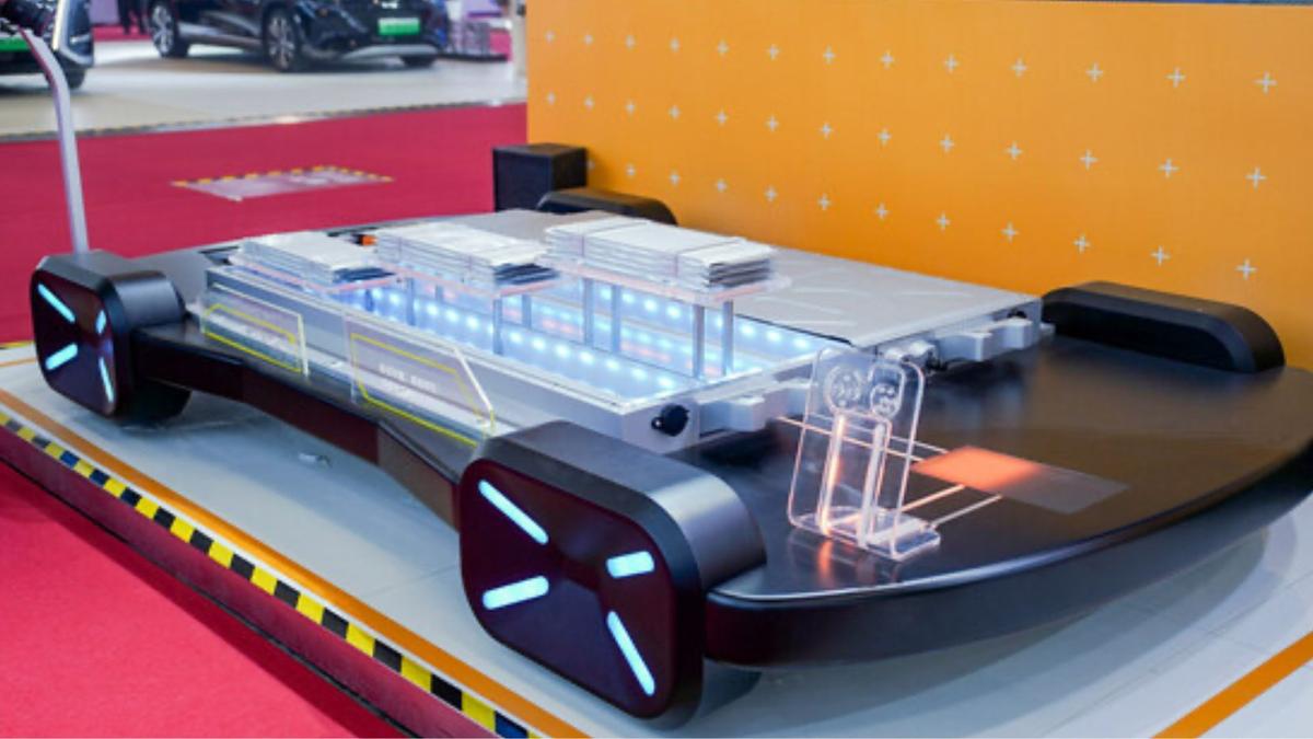 Baterai EV 6C Farasis: Cara Baru Isi Daya Ultra-Cepat Kurangi Waktu Tunggu