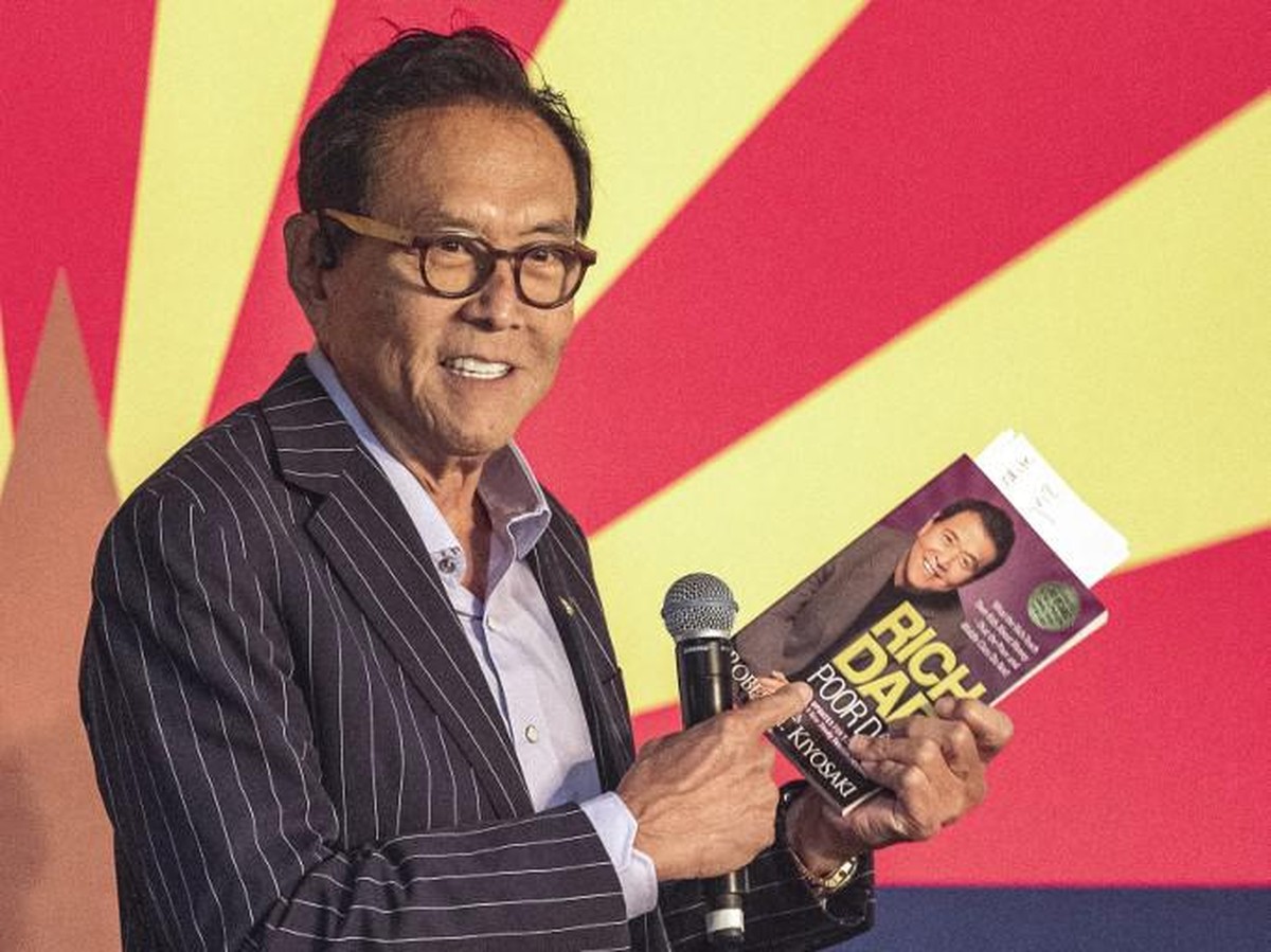 Robert Kiyosaki Sarankan Beli Perak, Antisipasi Kejatuhan Dolar AS