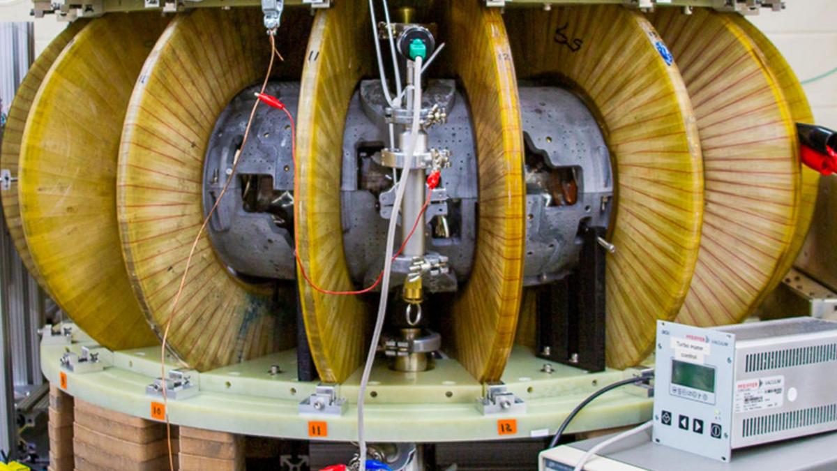 QUADCOIL: Program Cepat untuk Mempermudah Desain Reaktor Fusi Stellarator