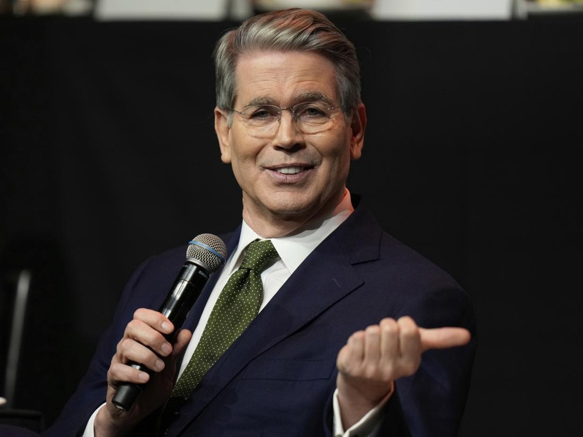 Pemerintahan Trump Fokus Kesehatan Ekonomi Jangka Panjang Hadapi Ancaman Resesi 2025