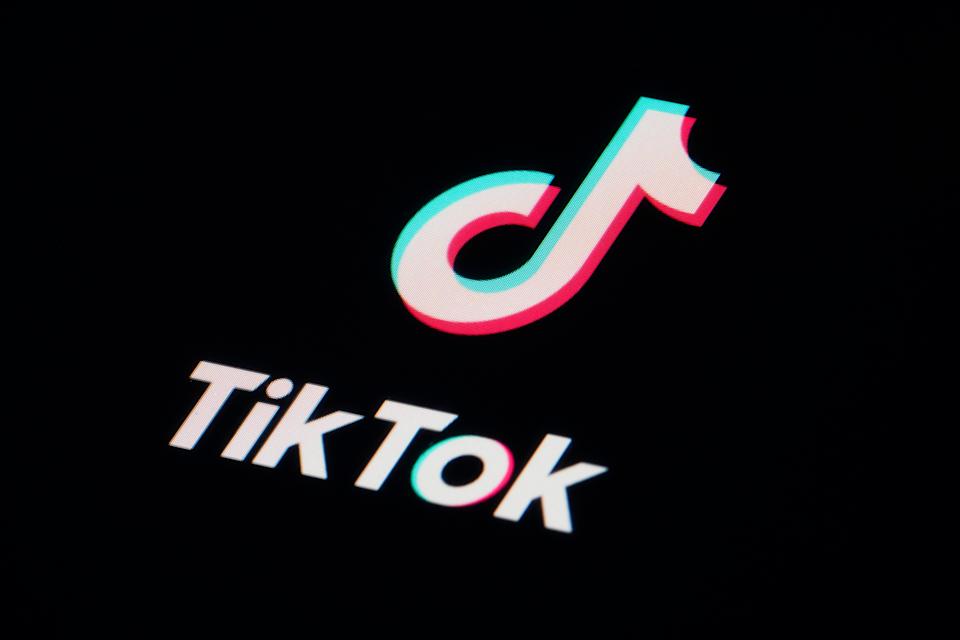 JD Vance Optimis TikTok Bisa Tetap Beroperasi di AS Sebelum Batas Waktu