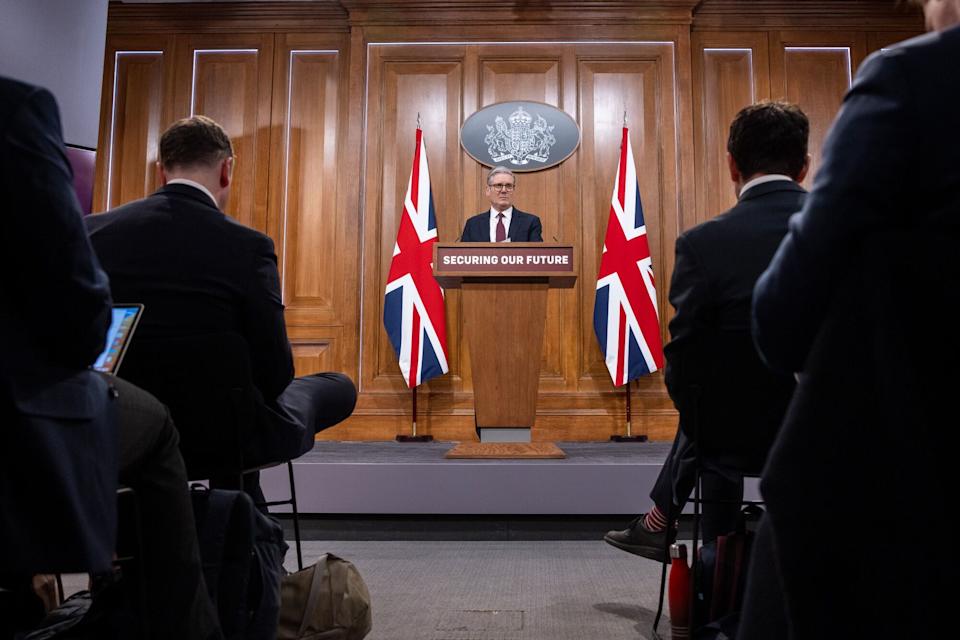 25 Pemimpin Dunia Sepakat Perketat Sanksi untuk Paksa Rusia Negosiasi Damai