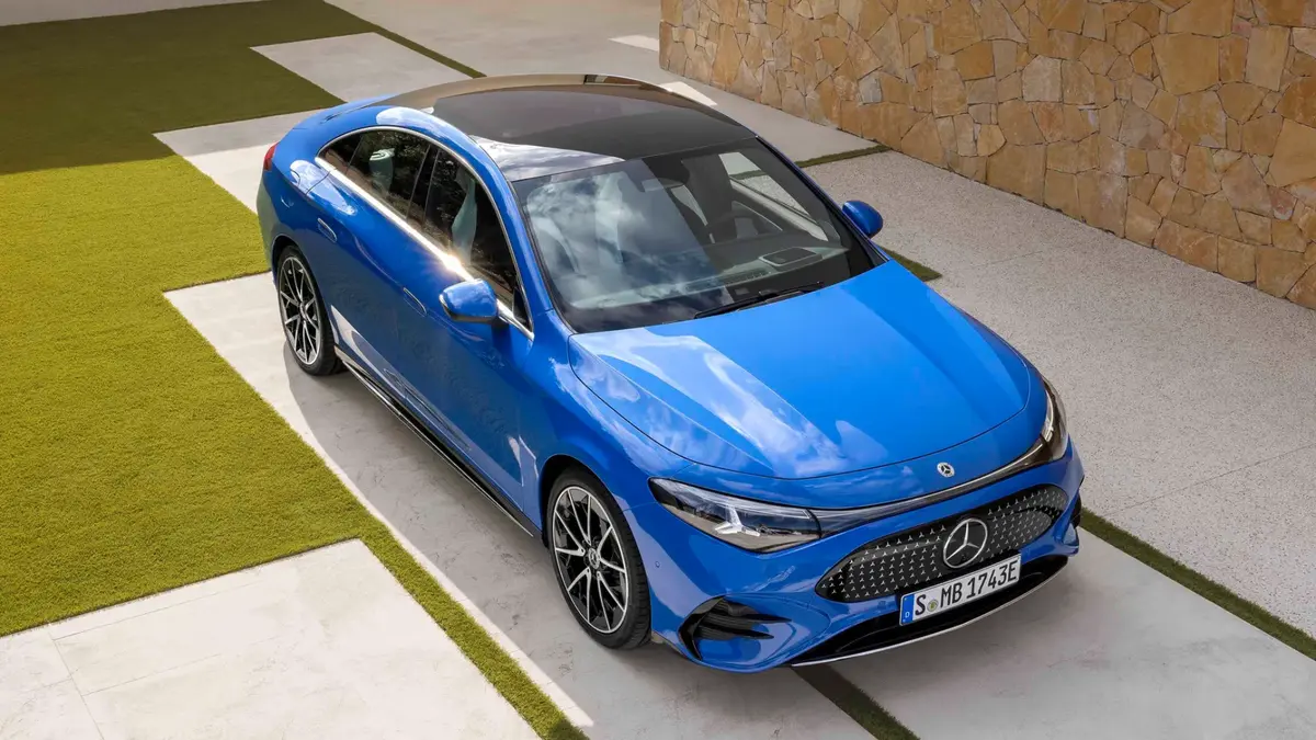 Mercedes-Benz CLA Listrik Terbaru: Jangkauan Panjang dan AI Canggih untuk Era Baru