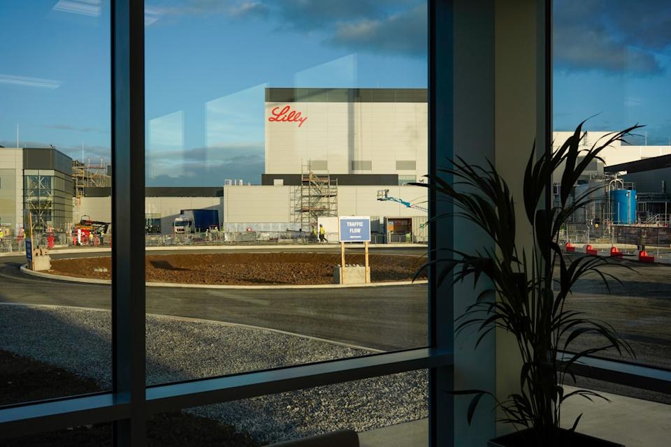 Dampak Ancaman Tarif AS Terhadap Ekonomi Irlandia dan Diplomasi Kritisnya