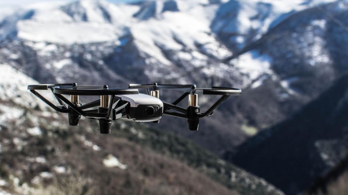 Terobosan Baterai Lithium Dinyatakan Stabil untuk UAV di Suhu -36°C