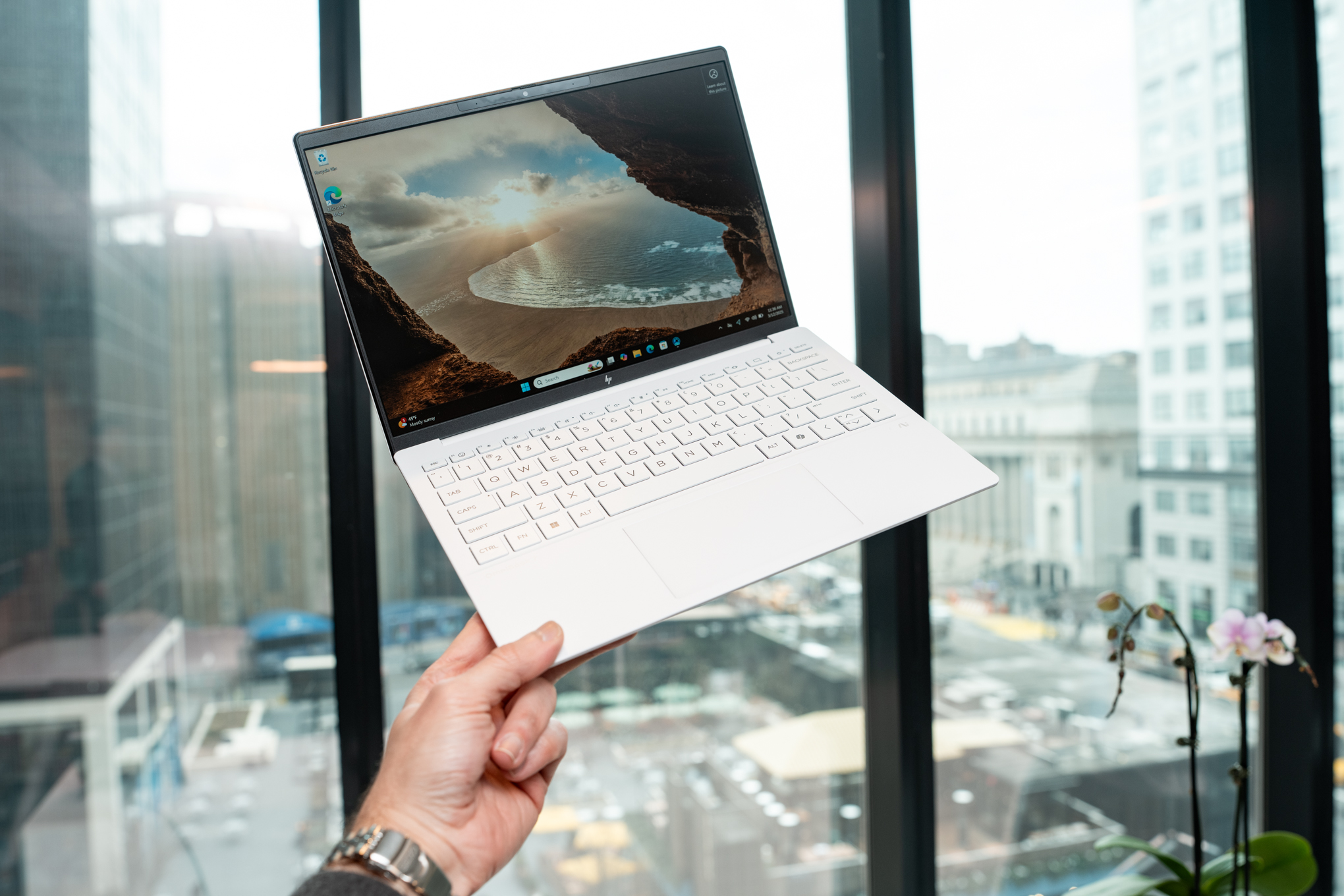 HP Luncurkan 18 Model Laptop OmniBook dan EliteBook dengan Fitur AI Canggih