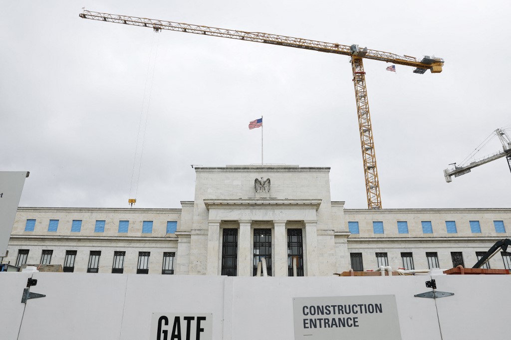 Risiko Inflasi Naik dan Suku Bunga The Fed di Tengah Ketidakpastian Kebijakan Trump