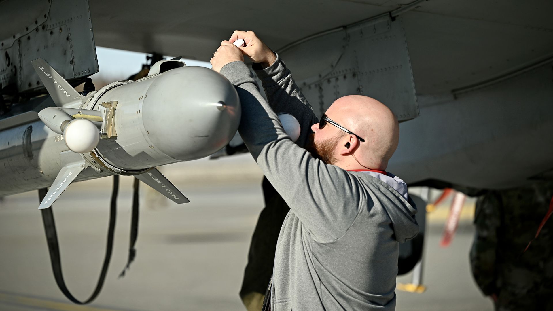 Angry Kitten: Pod Canggih Perang Elektronik AS Dipasang di Pesawat Tempur dan Angkut