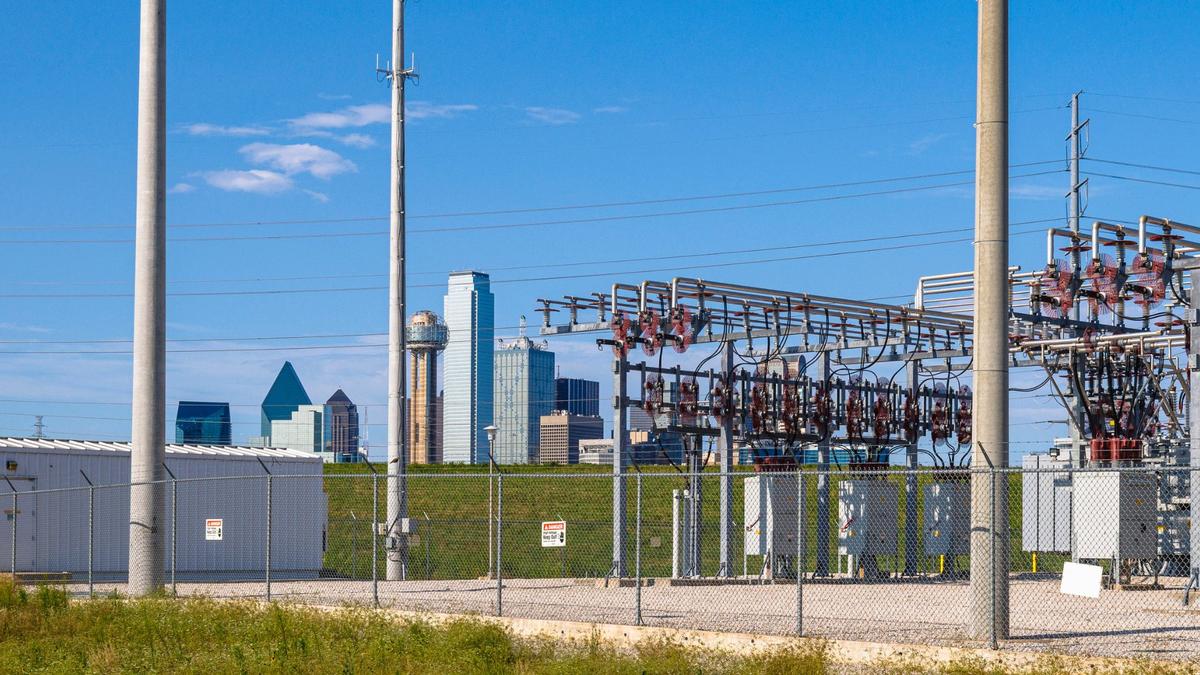 Energi Raksasa Pusat Data AI: Tantangan dan Solusi Masa Depan