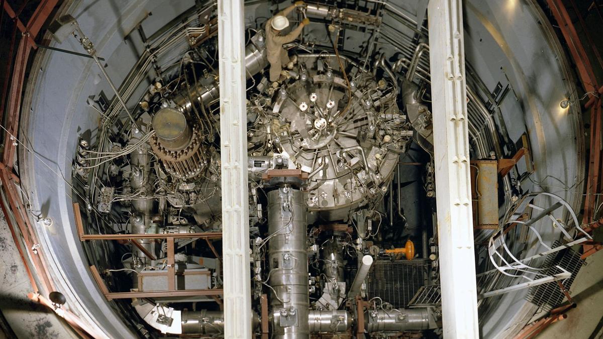 Metode Baru LIBS Melacak Perubahan Kimia Garam Cair untuk Reaktor Energi