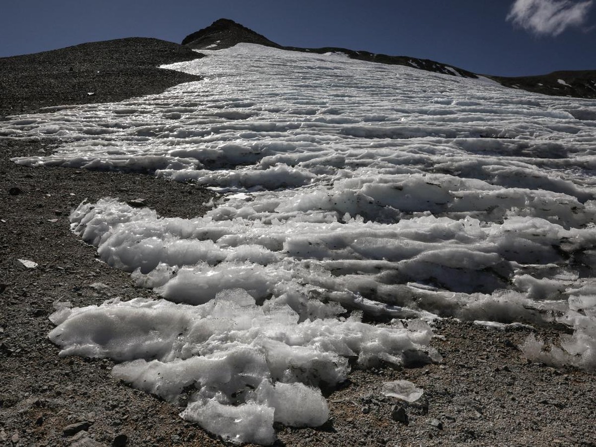 Gletser Dunia Mencair Cepat, Ancaman Besar Bagi Sumber Air dan Kehidupan