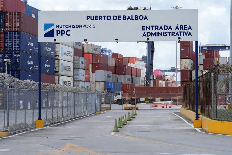 Saham CK Hutchison Turun Usai Kontroversi Penjualan Pelabuhan Strategis