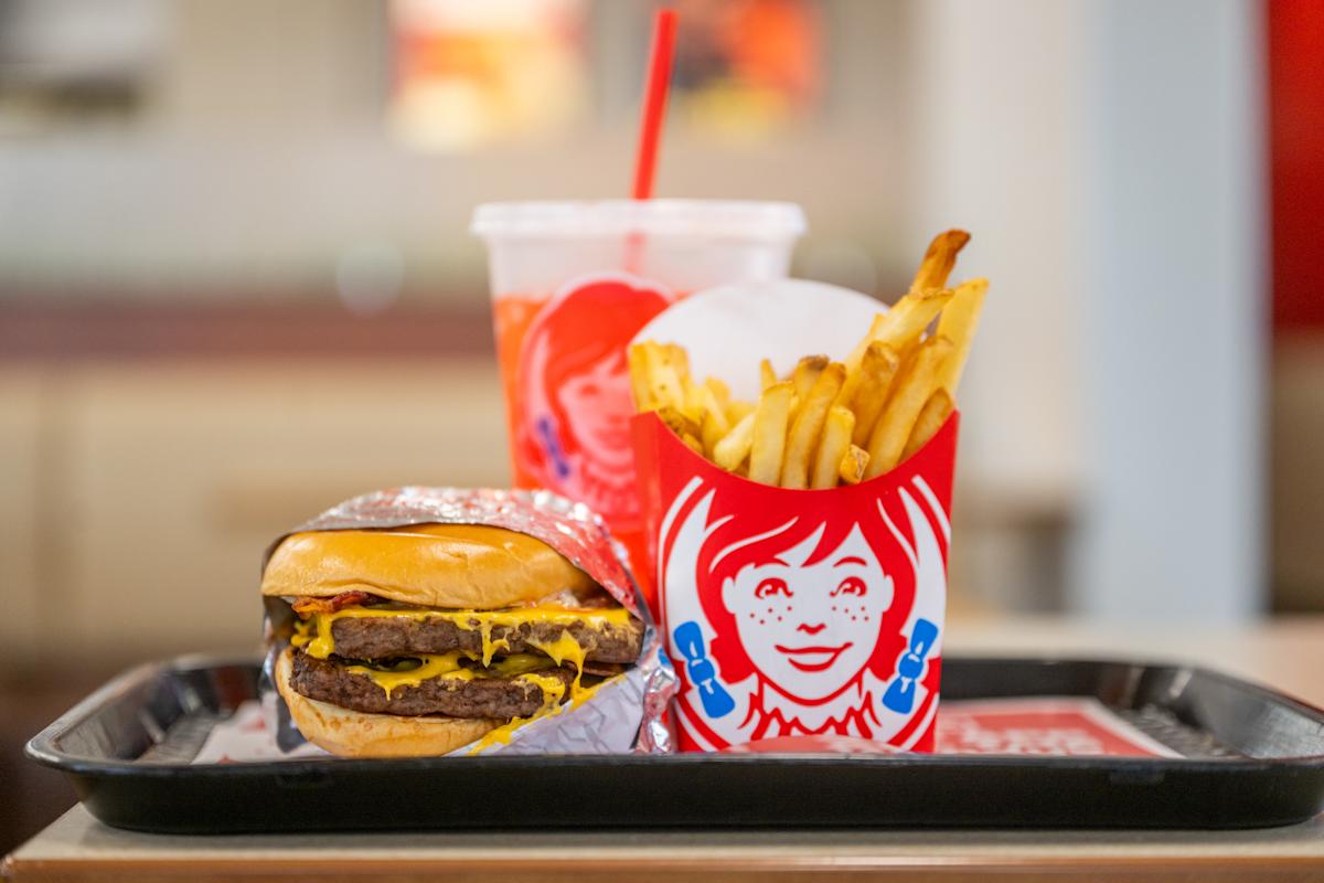 Kirk Tanner dan Strategi Baru Wendy’s: Inovasi Menu dan Ekspansi AI untuk Bangkit