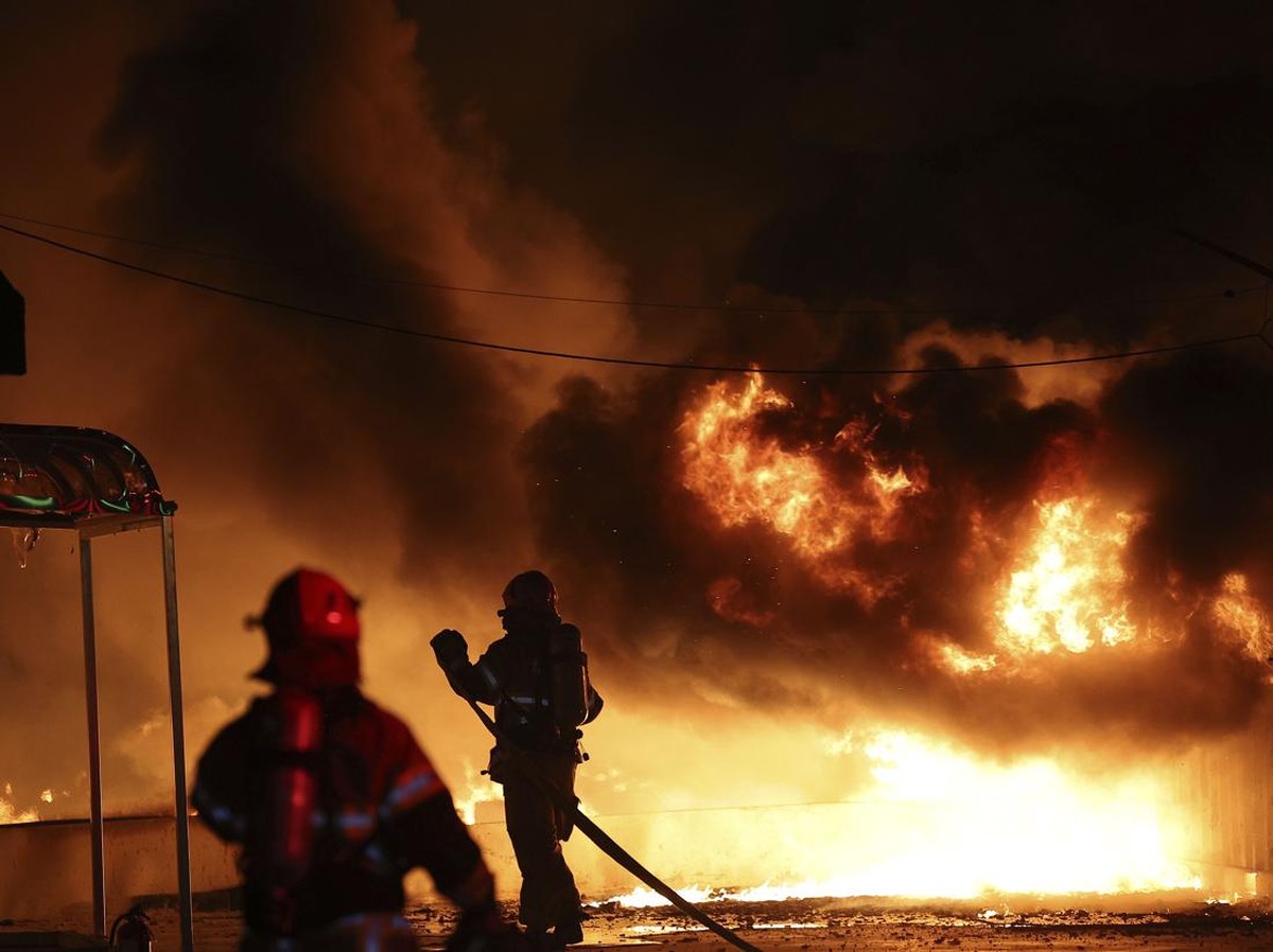 Kebakaran Hutan Besar di Korea Selatan: Ribuan Warga Dievakuasi dan Korban Jiwa