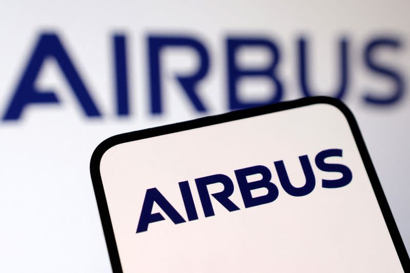 Airbus dan Boeing Siap Tingkatkan Produksi Pesawat dengan Material Plastik Ringan