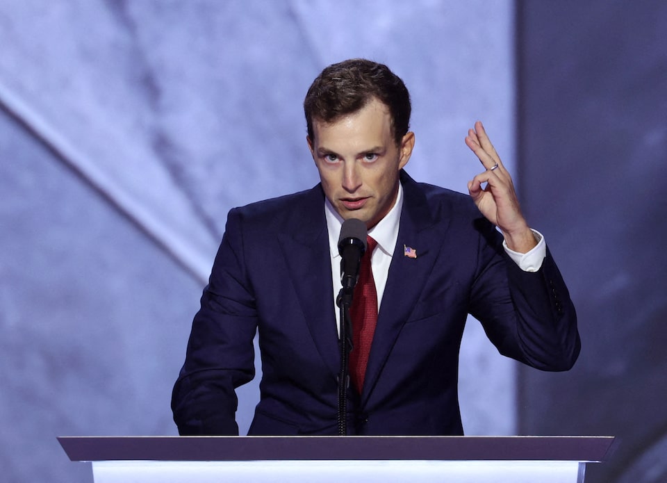 Donald Trump Luncurkan Stablecoin USD1 Berjanjikan Transaksi Aman dan Tanpa Perantara