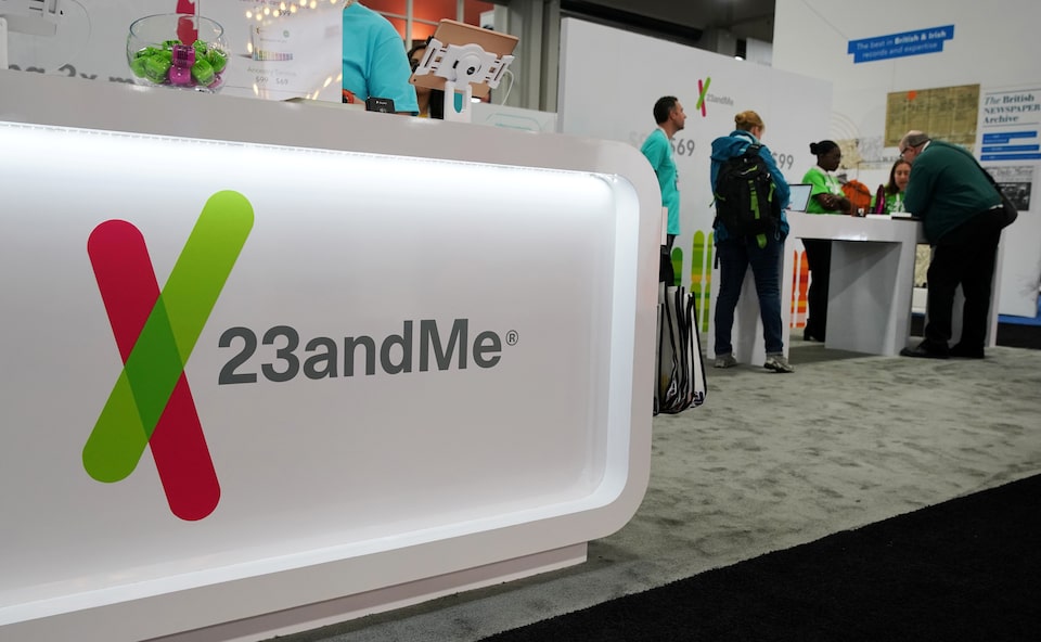 23andMe Ajukan Kebangkrutan dan Pendiri Mundur Setelah Masalah Besar Data