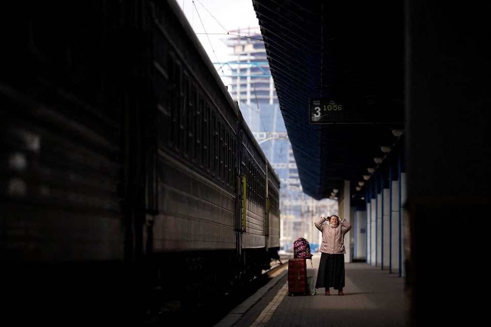 Serangan Siber Lumpuhkan Sistem Tiket Kereta Ukraina saat Perang Berkecamuk