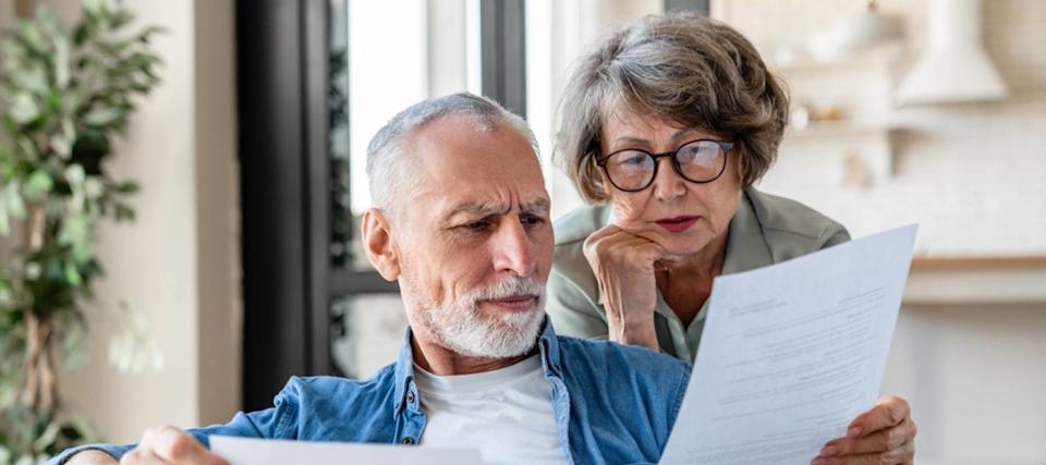Cara Pintar Persiapkan Asuransi Kesehatan dan Biaya Medis Jelang Pensiun