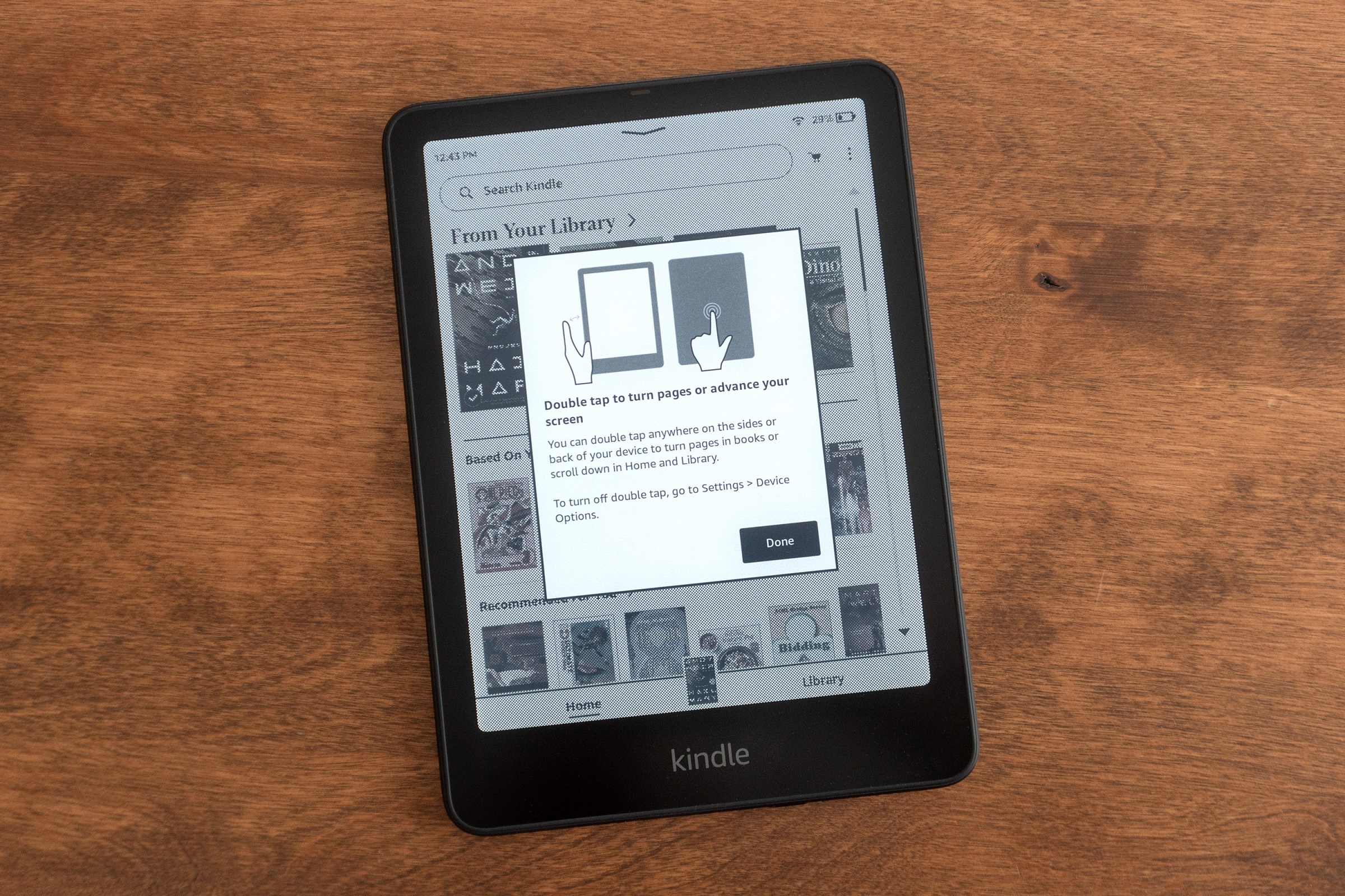 Amazon Kindle Kini Bisa Ganti Halaman Lewat Double-Tap Sisi dan Belakang