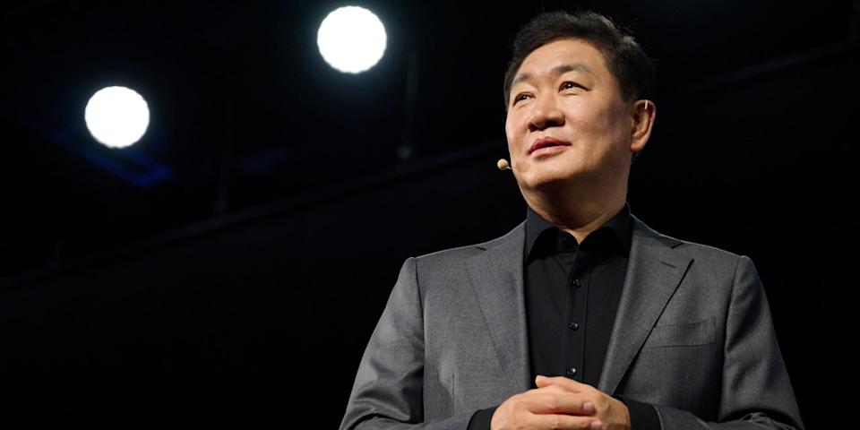 Jun Young-hyun Pimpin Samsung Sebagai CEO Tunggal Gantikan Jong-Hee Han