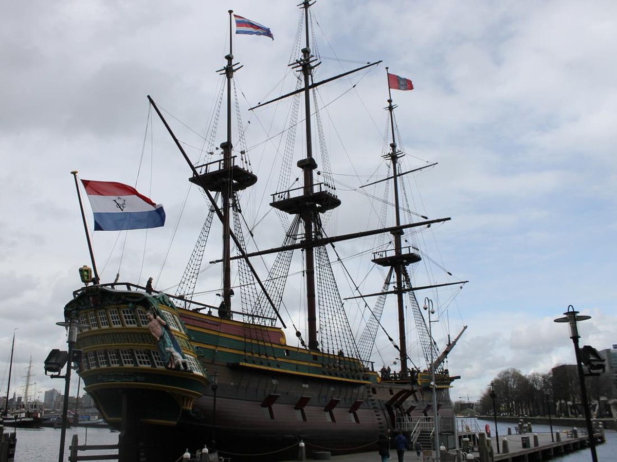 Sejarah Awal Investasi Saham: Dari VOC hingga Asisten Rumah Tangga Neeltgen